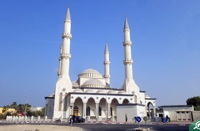 Al Dhiyafa Street – Thiên đường ẩm thực đường phố
