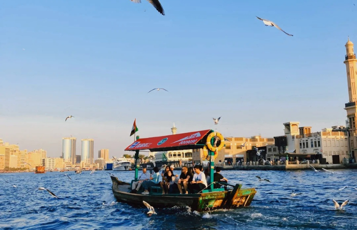 Trải Nghiệm Abra Ride – Taxi Trên Nước Ở Dubai Creek