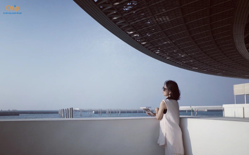 Bảo tàng Louvre Abu Dhabi: Kiệt tác nghệ thuật giữa đại dương - Vivudubai.vn